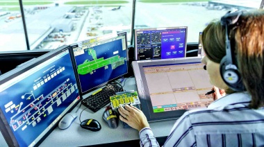 Los controladores aéreos continúan con el paro de actividades para reclamar mejoras laborales