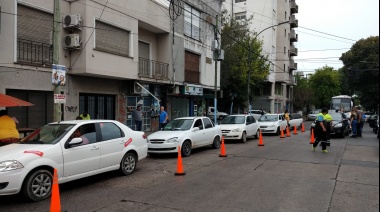Hicieron un operativo sorpresa en la Terminal de ómnibus y secuestraron ocho remises sin habilitación