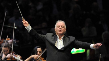 El director de orquesta argentino-israelí Daniel Barenboim conducirá un "concierto por la paz" para fortalecer la ayuda humanitaria a Ucrania