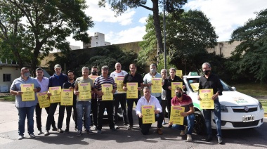 Garro se reunió con taxistas y remiseros de La Plata, y aseguró que se triplicaron los controles contra el transporte ilegal