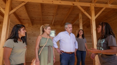 Alberto Fernández visitó las nuevas instalaciones de un Hogar para chicos en guarda judicial ubicado en Punta Indio 