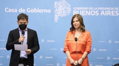 Tras el abrazo en el Teatro del Lago, Florencia Saintout respondió: "La Provincia intenta desde el primer día de nuestro gobierno ponerlo de pie"