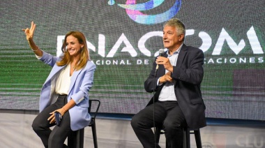 Firmaron un convenio que podría llevar internet por fibra óptica a 14 barrios populares de La Plata