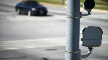 Con el apoyo de remiseros y taxistas, el concejal Facundo Albini presentó proyecto para declarar la nulidad de las fotomultas