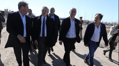 Video: Fernández, Ferraresi y Uñac entregaron viviendas y créditos "Casa Propia" en distintos barrios de San Juan