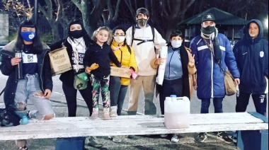 Hinchas de Gimnasia y Esgrima de La Plata organizan una jornada solidaria para ayudar a las personas en situación de calle