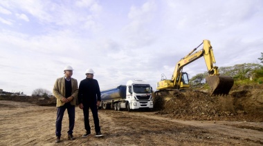 Garro estuvo en la obra del reservorio hídrico de Los Hornos, que también funcionará como parque deportivo y recreativo