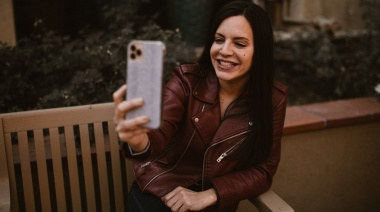 Páginas de citas, chats con cámara web o aplicaciones para teléfonos móviles. ¿Qué elegir?