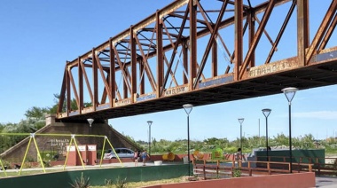 Vecinos del barrio Evita y Puente de Fierro de La Plata cortaron 137 y 90 para reclamar por la "falta de luz"
