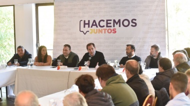 Garro llamó a “no permitir que el kirchnerismo se refugie en la provincia” en un encuentro que encabezó en Tandil