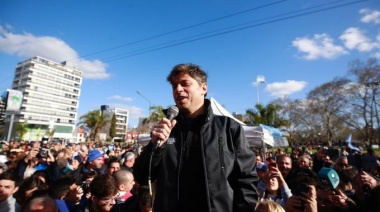 Cristina tuvo a Axel Kicilllof como figura central del acto de apoyo realizado en Plaza Belgrano de La Plata