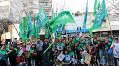 En su 10° aniversario, Kolina pidió "que sea Cristina quien vuelva a conducir los destinos de la patria"