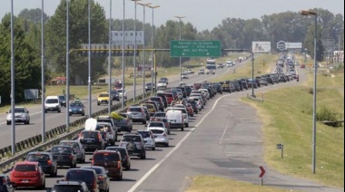 Fin de semana largo: más de 2.100 vehículos por hora cruzaban este viernes por la mañana el peaje de Hudson
