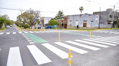 La Municipalidad de La Plata terminó la obra que establece un carril exclusivo para ciclistas sobre la Avenida 526