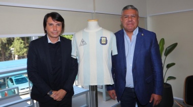 La camiseta que Maradona usó en la final de México '86 volvió a la Argentina