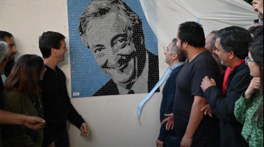 En San Vicente homenajearon a Kirchner con la consigna “Néstor con Perón, el pueblo con Cristina”