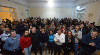 A 39 años del retorno a la democracia, Unidad Radical homenajeó a Alfonsín en un acto