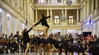 Con más de 30 propuestas culturales, este viernes se realizó la primera jornada de festejos por los 140 años de La Plata