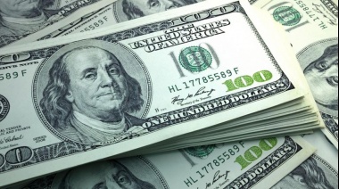 Este jueves el "blue" subió siete pesos y no descartan una reedición del dólar "soja"