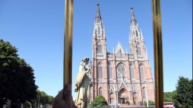 Este sábado llega la primera edición de "La Noche de los Templos" en La Plata