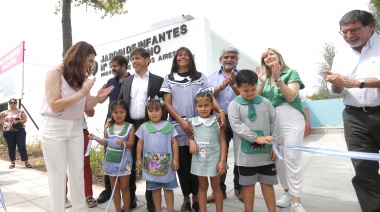 En Moreno Kicillof encabezó el acto de inauguración del nuevo edificio de un Jardín de Infantes
