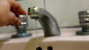 Algunas zonas de La Plata registran baja presión de agua