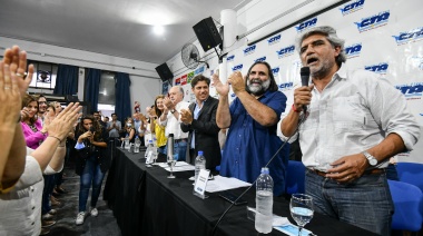 Kicillof participó de la asunción de las nuevas autoridades de la CTA de la Provincia, encabezadas por Roberto Baradel