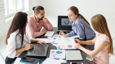 Capacitaciones en empresas para mejorar el rendimiento de tus empleados