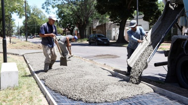Comenzó la construcción de un nuevo parque lineal sobre la avenida 120 de La Plata