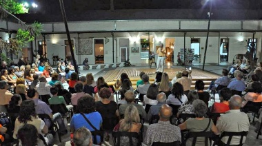 Realizarán una “Maratón” en el ciclo “Cuentos bajo la luz de la luna”