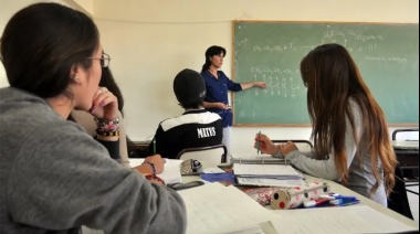 El Consejo General de Educación de la Provincia aprobará una reforma que permitirá a los alumnos deber materias de hasta tres años 