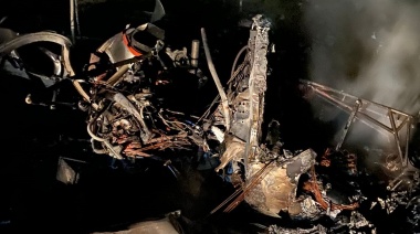 Un avión se estrelló en Berisso y sus ocupantes se salvaron de milagro