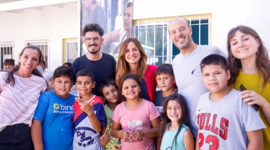 Tolosa Paz visitó la Obra del Padre Carlos Cajade en La Plata y firmó un convenio para formar una orquesta de niños
