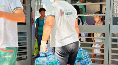 Distribuyeron agua en más de 160 escuelas de La Plata