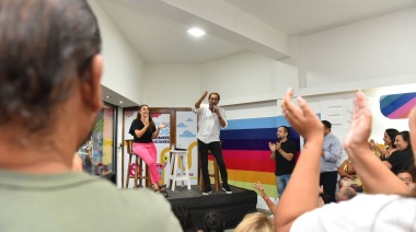 Garro inauguró un nuevo local de Juntos y pidió "devolverle a la gente la posibilidad de creer en la buena política"