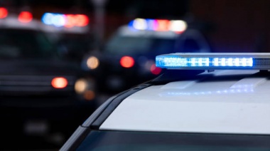 Detuvieron a dos policías en un control de tránsito: sin casco y con alcohol en sangre