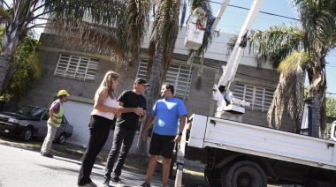 Julio Garro supervisó la instalación de nuevas cámaras de seguridad en Altos de San Lorenzo