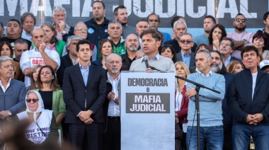 Kicillof, Wado de Pedro y Grabois encabezaron un acto multitudinario en Tribunales con fuerte presencia del kirchnerismo