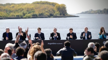 En Ensenada Axel Kicillof y Alberto Fernández lanzaron el proceso licitatorio para dragar el Canal Magdalena