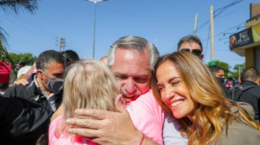 Tolosa Paz le puso tono heroico al mensaje de renuncia de Alberto Fernández y en las redes la destrozaron