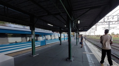 Un chico discapacitado de 14 años fue abandonado por su padre en una estación de trenes