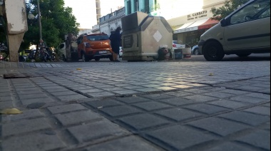 Lamberti pidió que el Municipio platense informe sobre "inconsistencias" en la obra de las veredas del Palacio Municipal