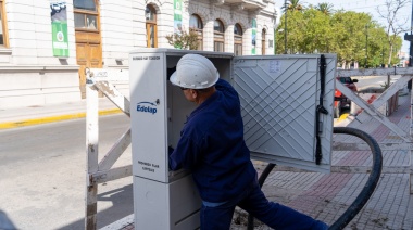 En el centro de Ensenada realizaron mejoras a la red eléctrica