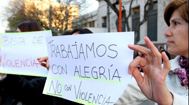 UDOCBA advirtió que "no hay solución gremial sin solución política" para que el Estado garantice "escuelas libres de violencia"