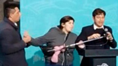Kicillof recibió a la vecina que lo increpó durante un acto en Brandsen