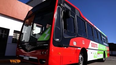 En el Día Mundial del Ambiente pusieron en marcha el primer colectivo urbano de La Plata a propulsión eléctrica