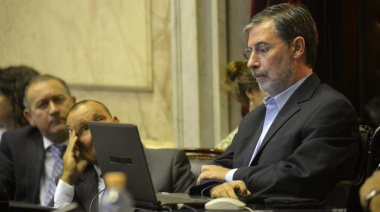 Quince horas de audios y recortes de cinco segundos: ¿Cómo es el proceso que le devolverá a Jorge Rivas su propia voz?