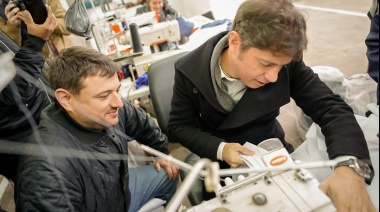Kicillof se mostró junto a Grabois en un Polo Textil del MTE ubicado en Berisso