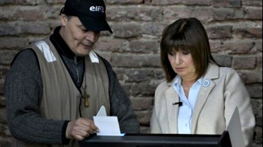Patricia Bullrich tuvo dificultades con el voto electrónico: “Hice siete intentos, estuve como media hora, un desastre”