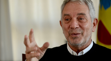 En La Plata Julio Alak ganó las elecciones internas de Unión por la Patria